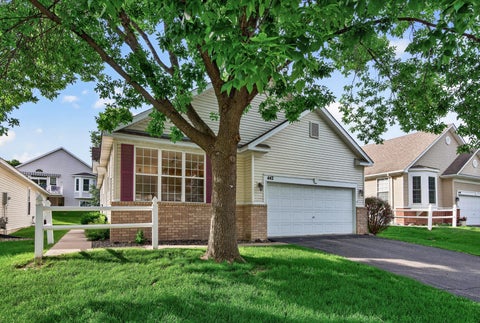 Townhouse For Sale - 442 Meadowood Lane<br/> Burnsville, MN 55337