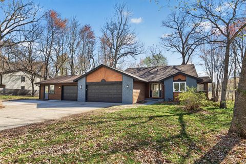 Homes For Sale - 17129 Eveleth Street<br/> Anoka County, Ham Lake, MN 55304
