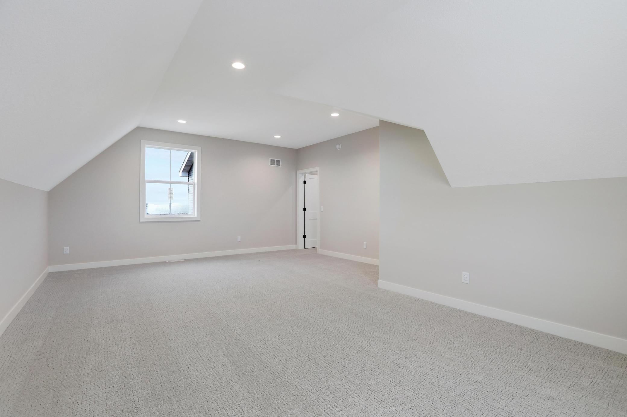9568 63rd Street, Cottage Grove, Minnesota image 33