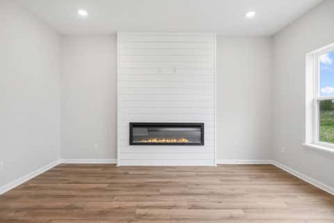 Townhouse For Sale - 10342 Birchwood Circle<br/> Chaska, MN 55318