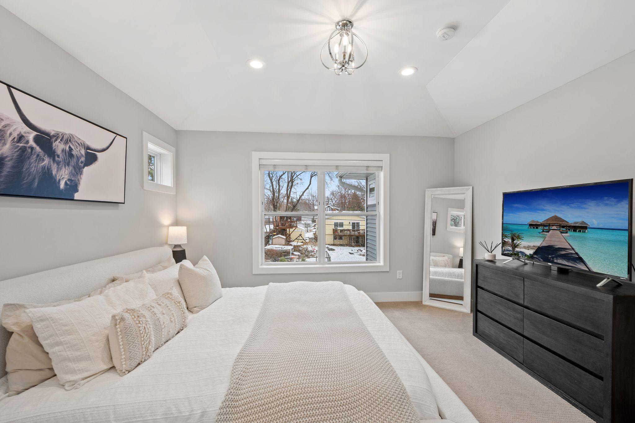 4230 Valley View Road, Edina, Minnesota image 28