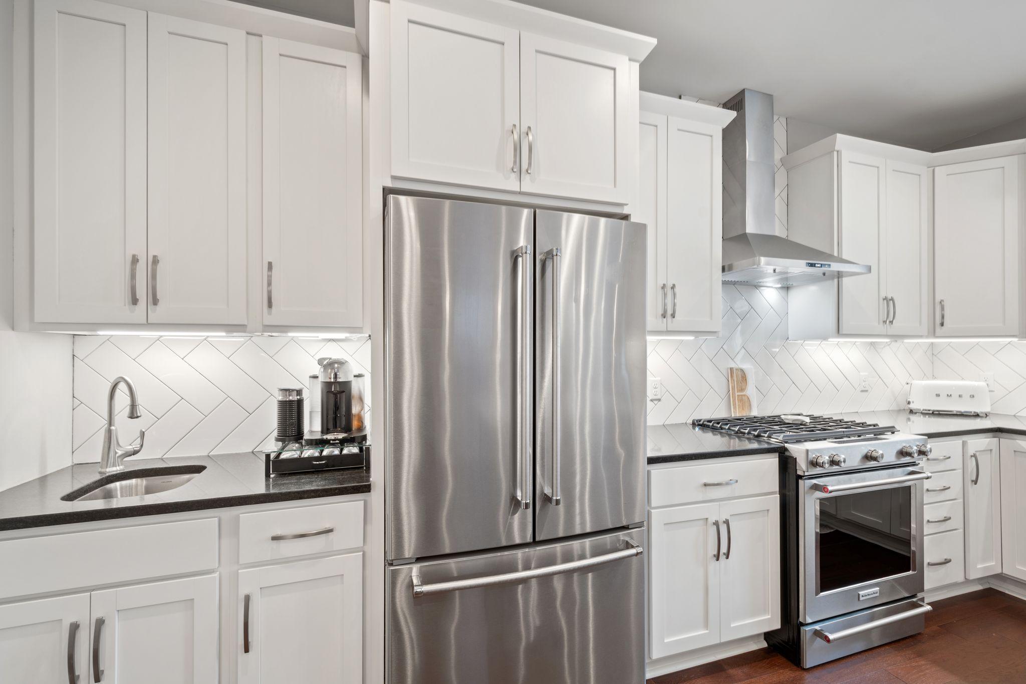 4230 Valley View Road, Edina, Minnesota image 17