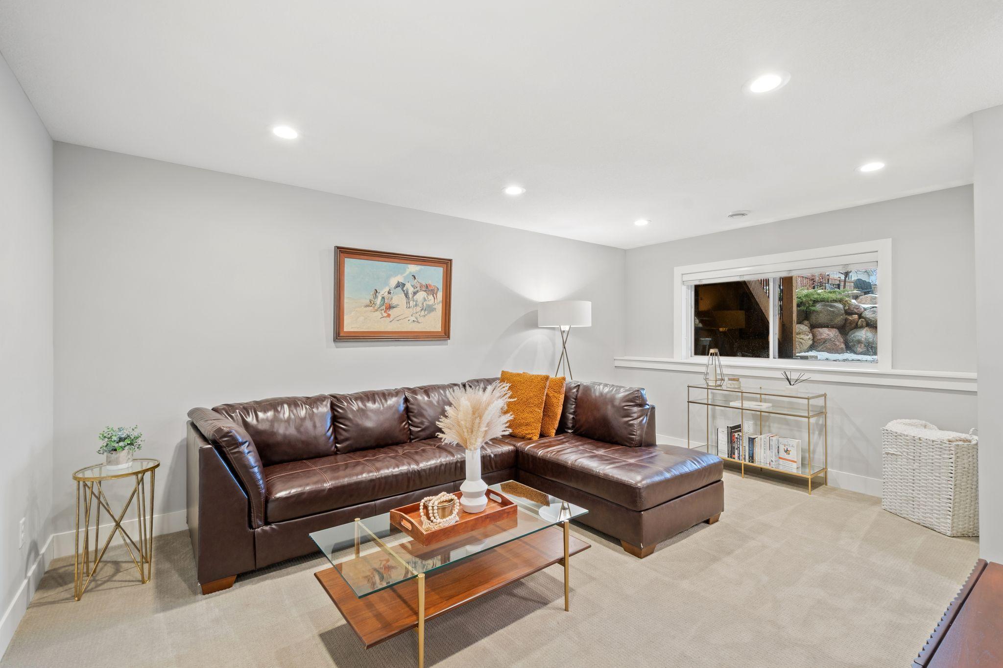 4230 Valley View Road, Edina, Minnesota image 25