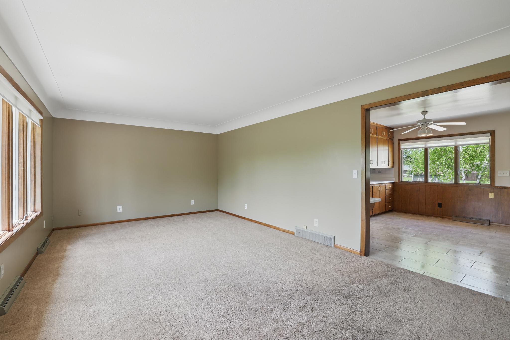 101 Sunset Drive, Belle Plaine, Minnesota image 12