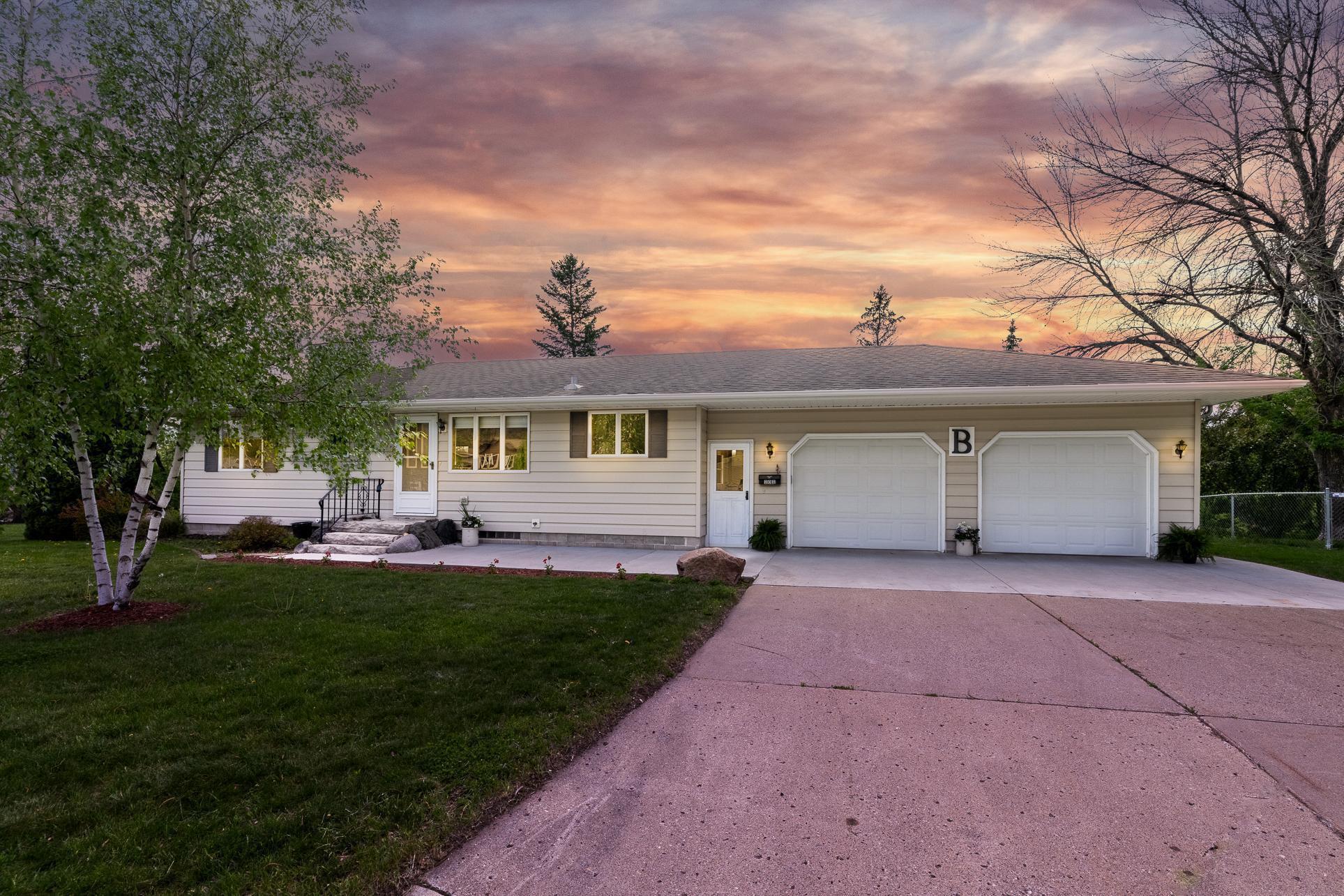 101 Sunset Drive, Belle Plaine, Minnesota image 1