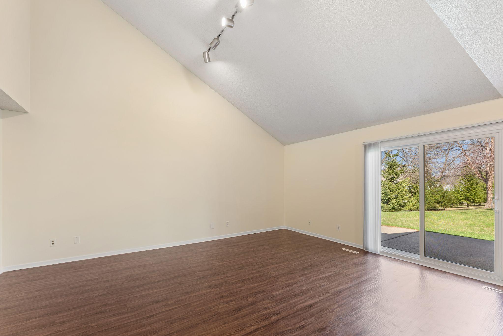5426 Sanibel Drive, Minnetonka, Minnesota image 10