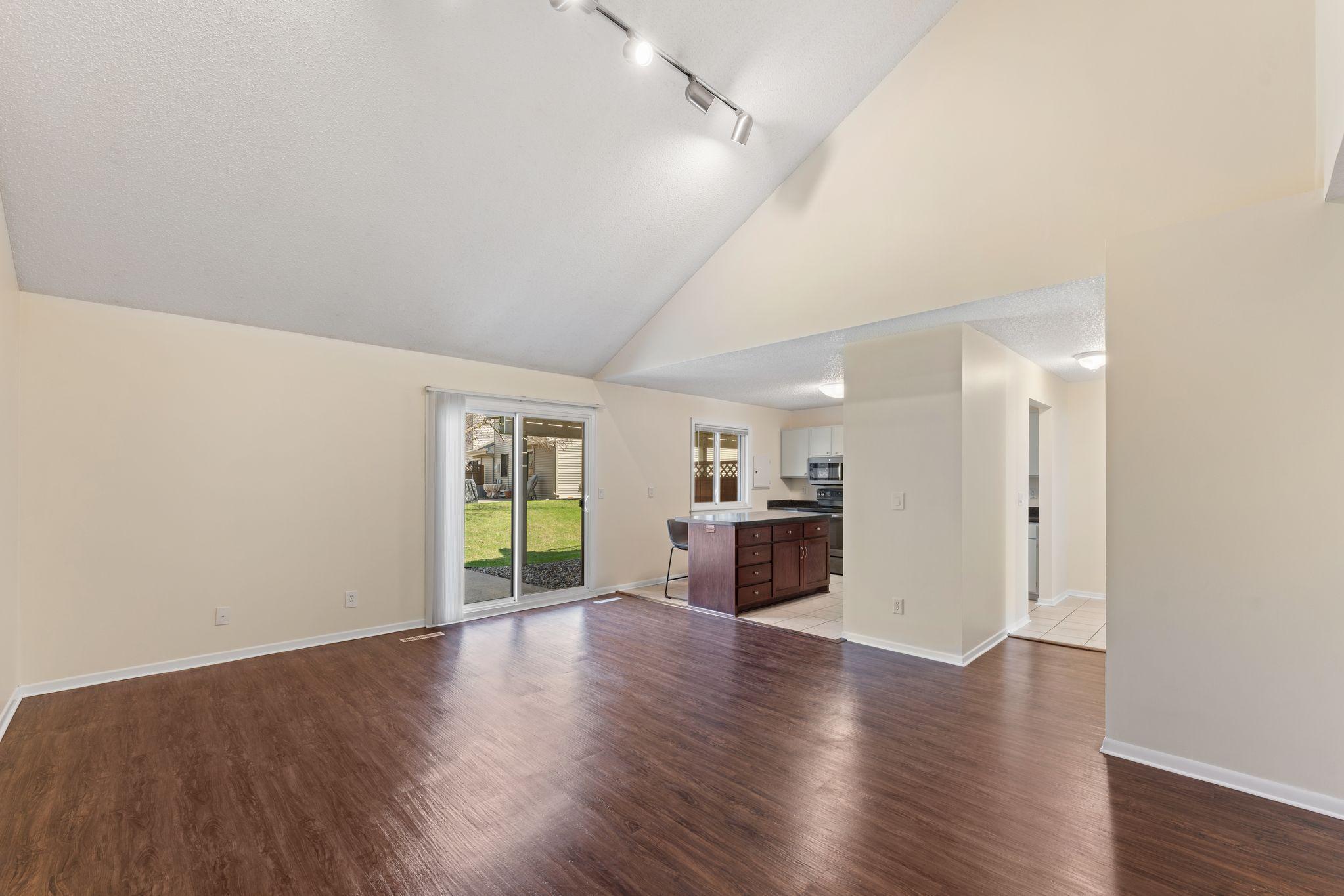 5426 Sanibel Drive, Minnetonka, Minnesota image 9