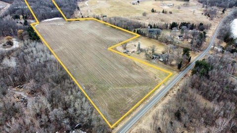 Vacant Land For Sale - TBD Glader Boulevard<br/> Lindstrom, MN 55045