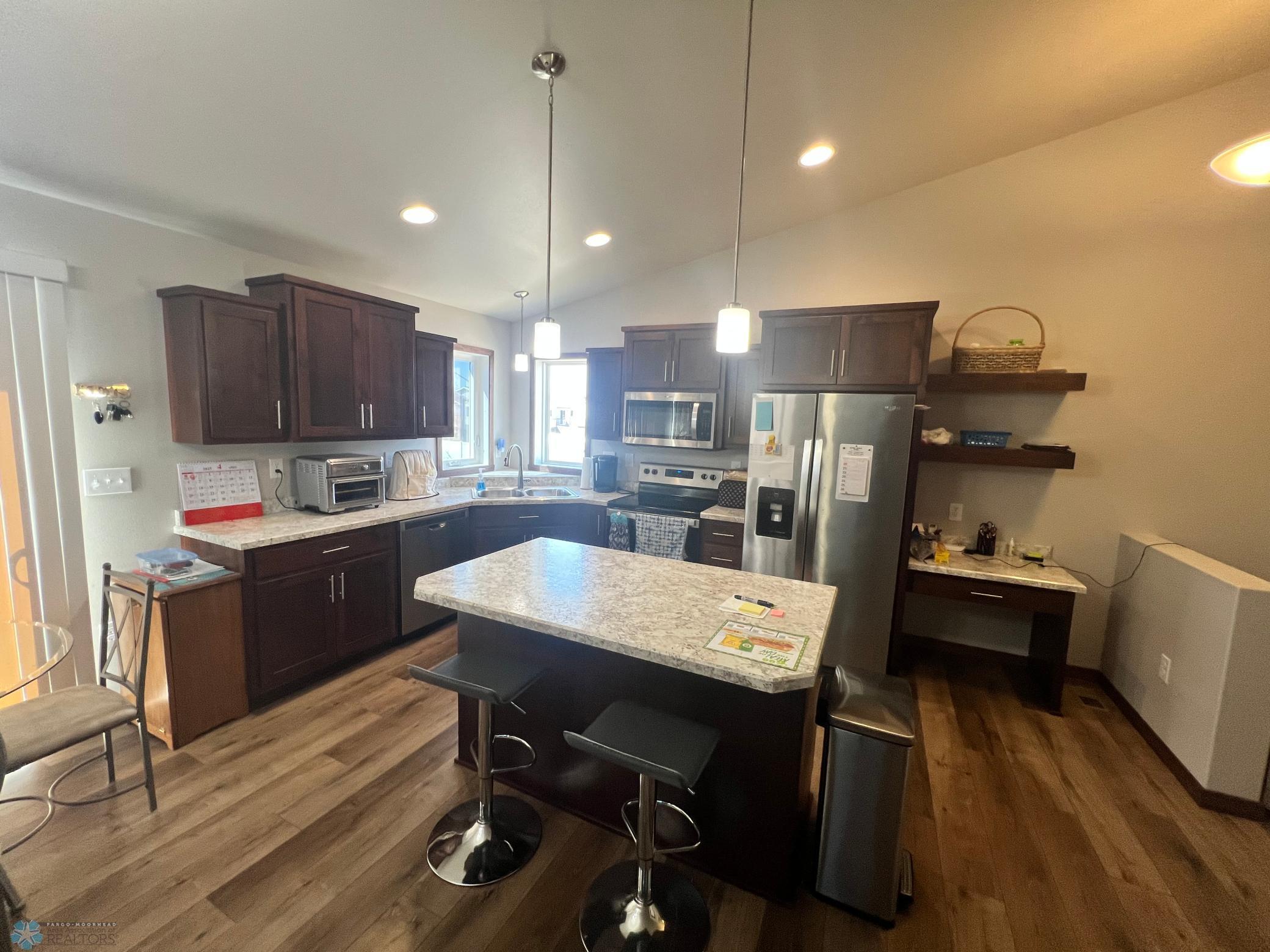 4505 19th Street, Moorhead, Minnesota image 2