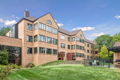 Condo For Sale - 1830 Eagle Ridge Drive<br/> Mendota Heights, MN 55118