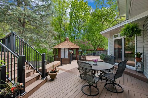 Homes For Sale - 412 E 135th Street<br/> Dakota County, Burnsville, MN 55337
