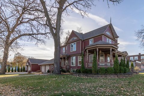 Homes For Sale - 522 2nd Avenue<br/> Waseca County, Waseca, MN 56093