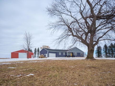 Homes For Sale - 78946 280th Street<br/> Racine, MN 55967