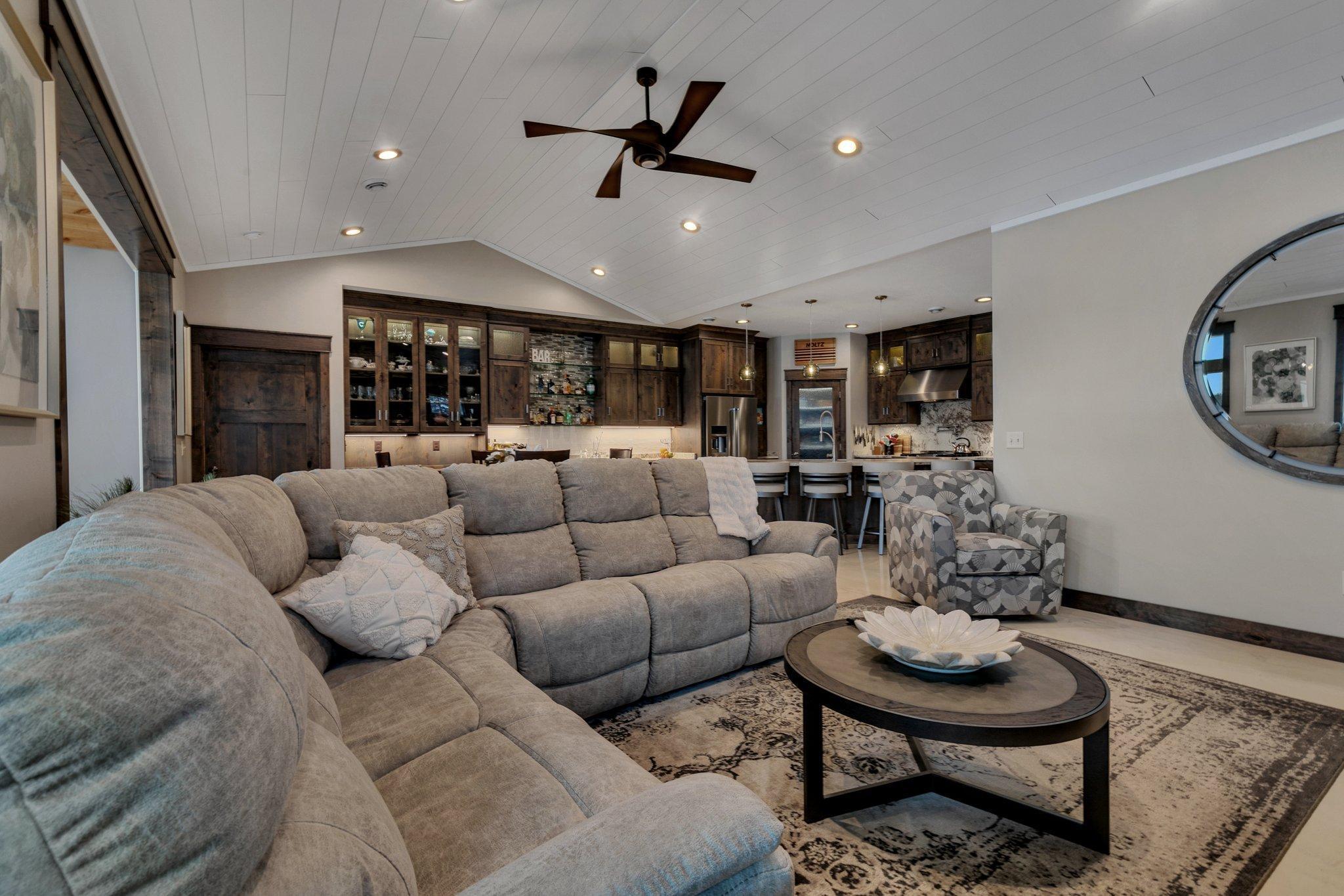 850 Lakewood Drive, Hutchinson, Minnesota image 16