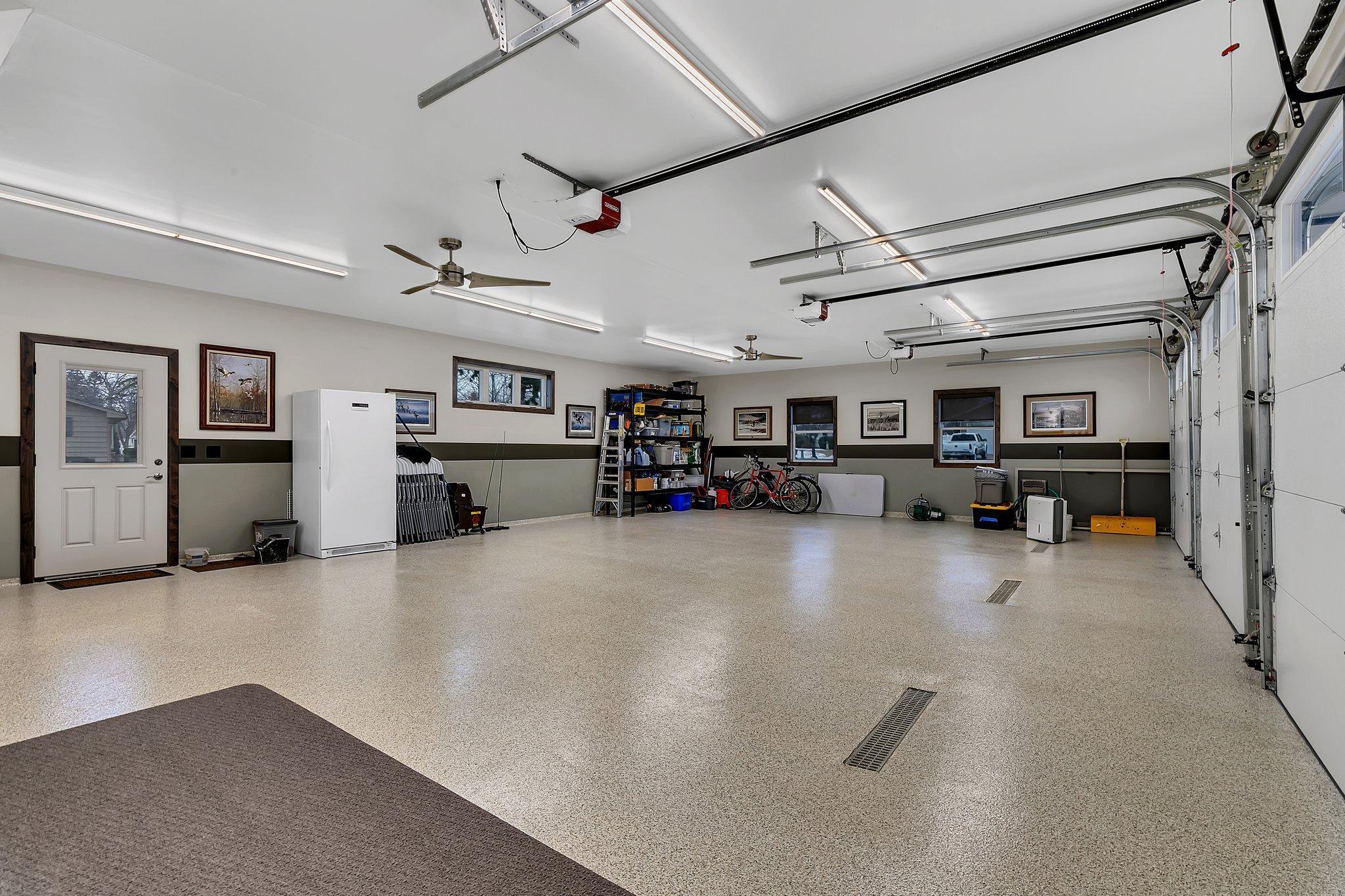 850 Lakewood Drive, Hutchinson, Minnesota image 38