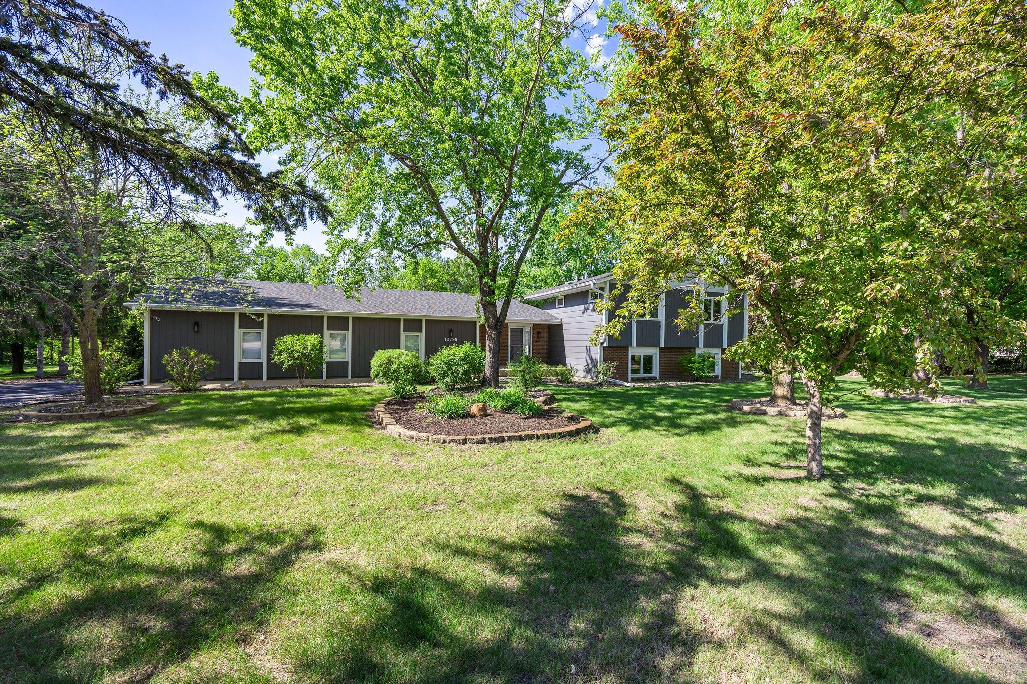 10798 River Road, Hanover, Minnesota image 2