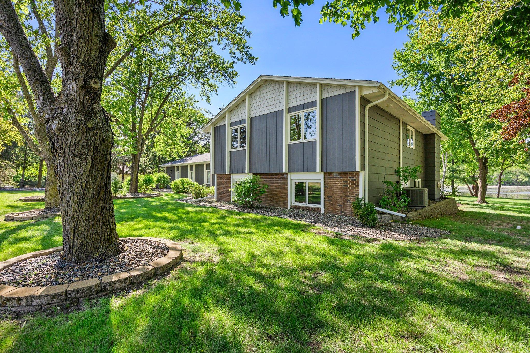 10798 River Road, Hanover, Minnesota image 3