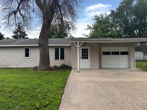 Homes For Sale - 514 3rd Avenue<br/> Nobles County, Round Lake, MN 56167