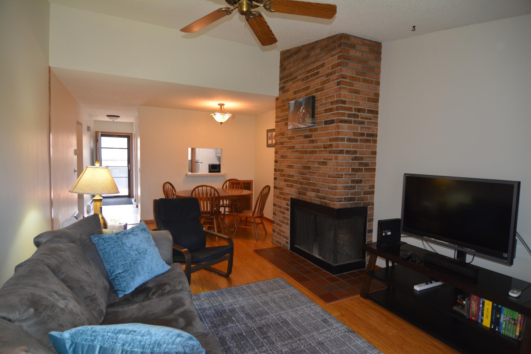 1534 Millpond Court, Chaska, Minnesota image 6