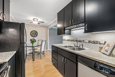 Condo For Sale - 4380 Brookside Court<br/> Minneapolis, MN 55436