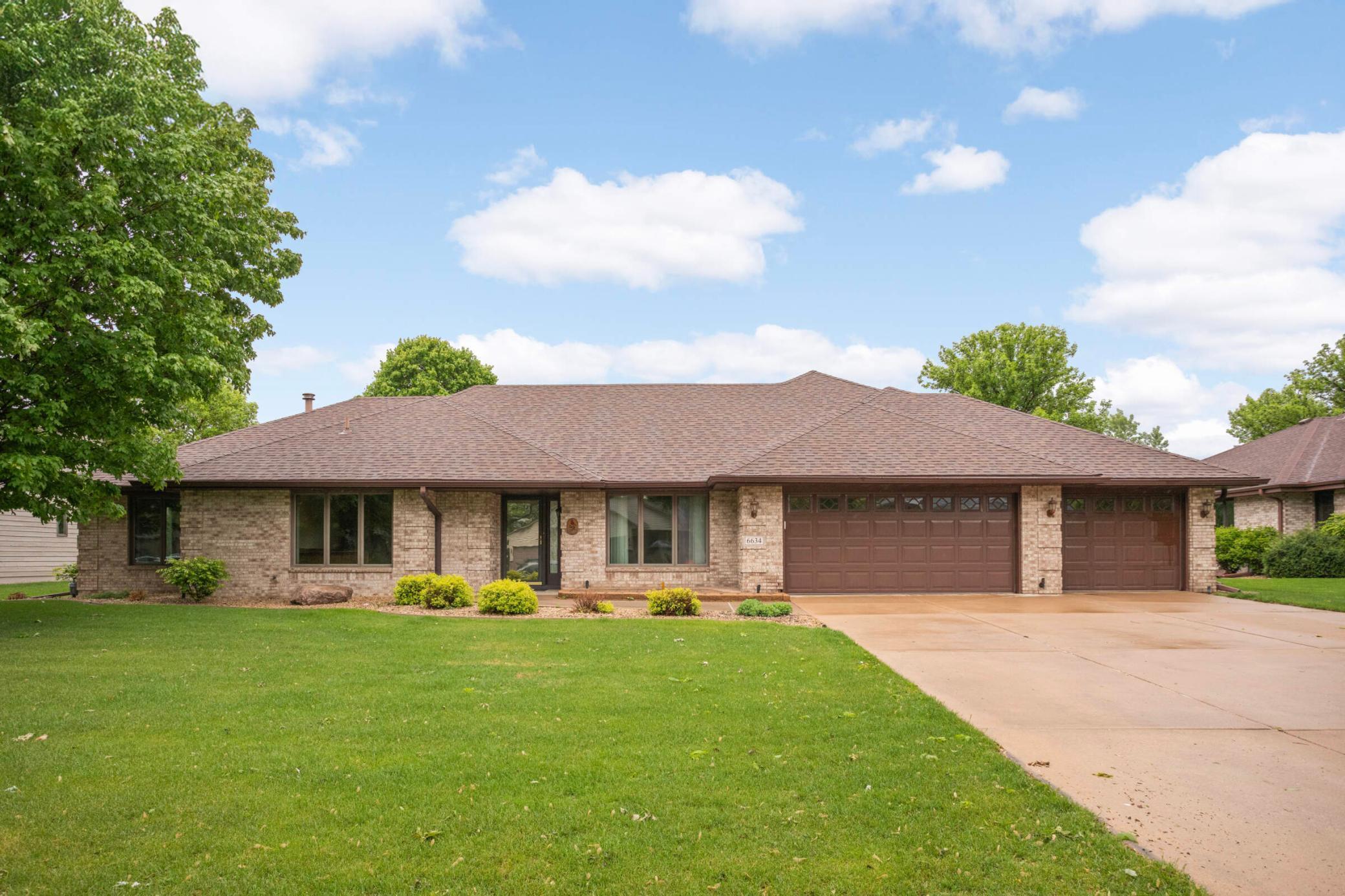 6634 119th Place, Champlin, Minnesota image 2