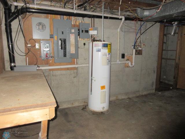 Moorhead, Minnesota 56560, United States, 3 Bedrooms Bedrooms, ,2 BathroomsBathrooms,Residential,Active,158892