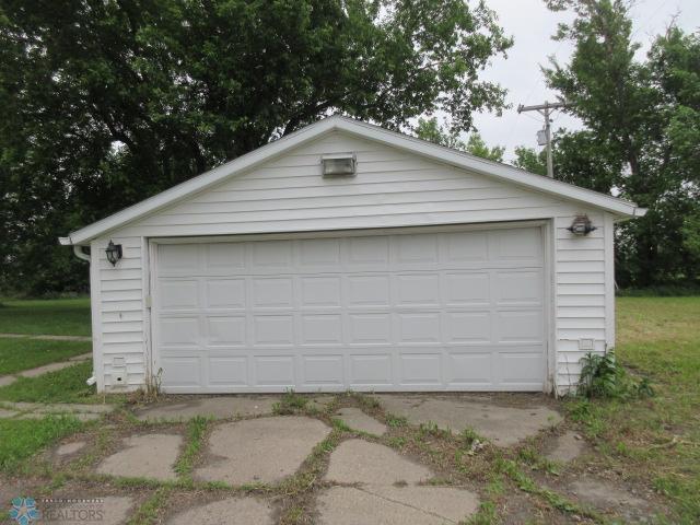 Moorhead, Minnesota 56560, United States, 3 Bedrooms Bedrooms, ,2 BathroomsBathrooms,Residential,Active,158892