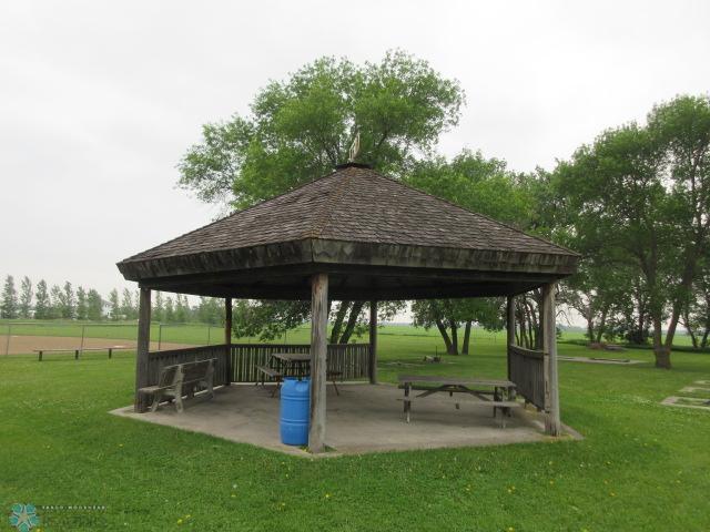 Moorhead, Minnesota 56560, United States, 3 Bedrooms Bedrooms, ,2 BathroomsBathrooms,Residential,Active,158892