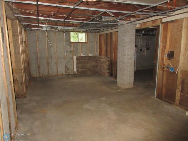 Moorhead, Minnesota 56560, United States, 3 Bedrooms Bedrooms, ,2 BathroomsBathrooms,Residential,Active,158892