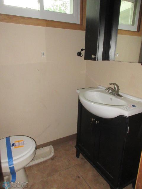 Moorhead, Minnesota 56560, United States, 3 Bedrooms Bedrooms, ,2 BathroomsBathrooms,Residential,Active,158892