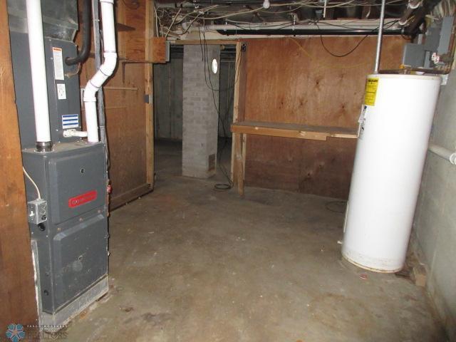 Moorhead, Minnesota 56560, United States, 3 Bedrooms Bedrooms, ,2 BathroomsBathrooms,Residential,Active,158892