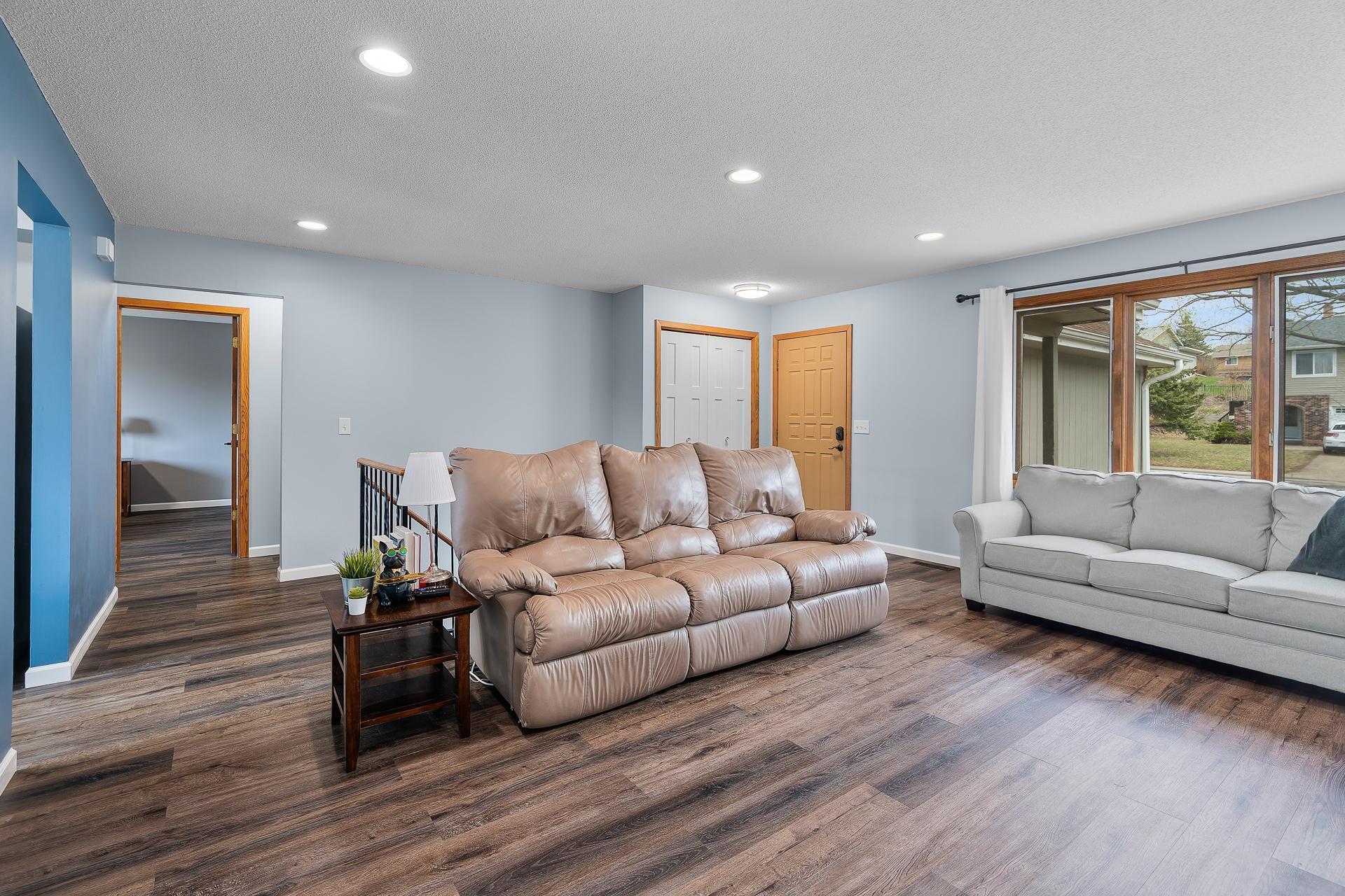 7350 Bagpipe Boulevard, Eden Prairie, Minnesota image 4