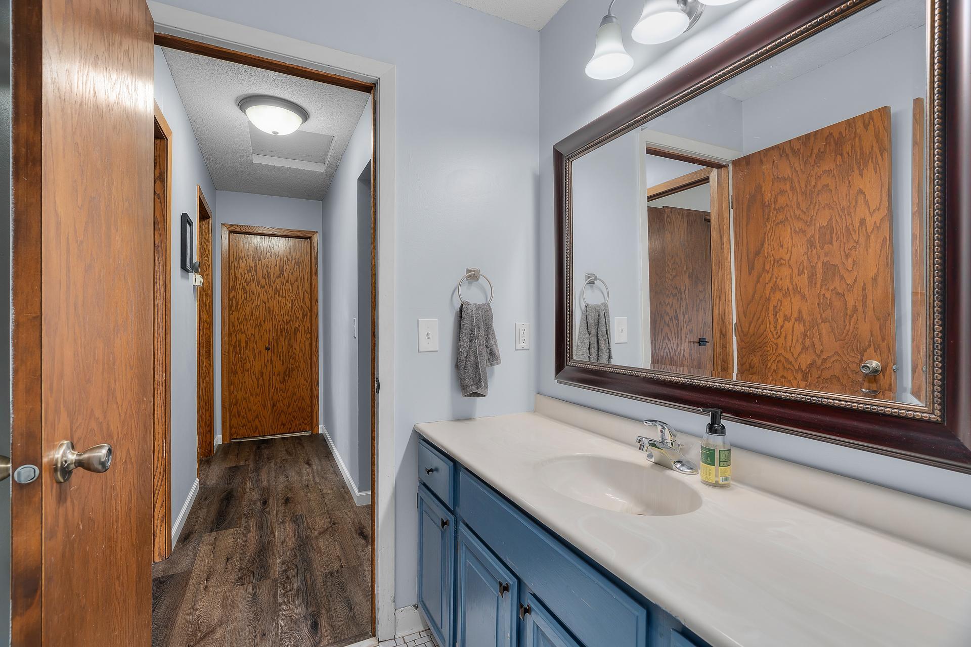 7350 Bagpipe Boulevard, Eden Prairie, Minnesota image 13