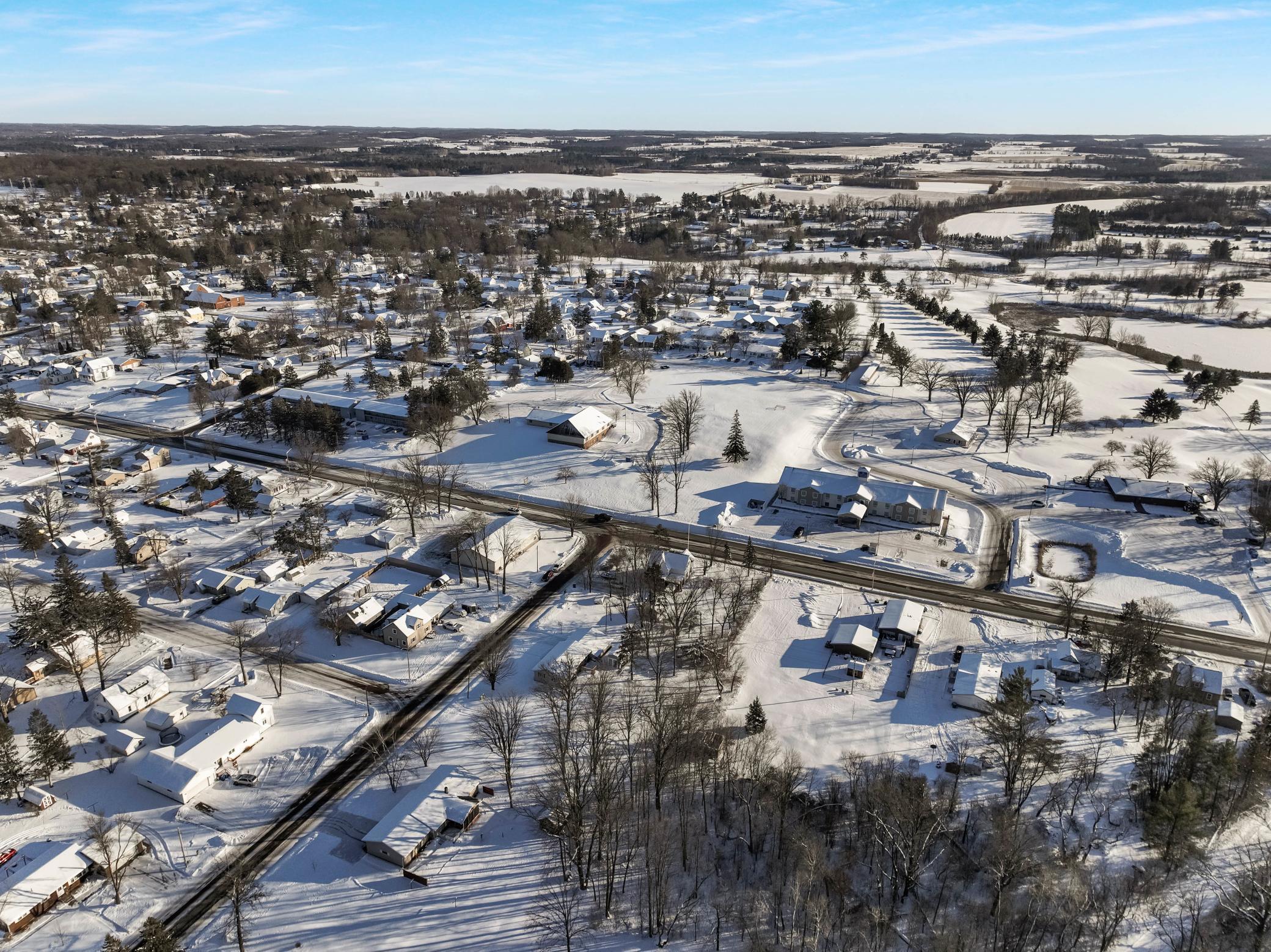 429 W Division Avenue, Barron, Wisconsin image 15
