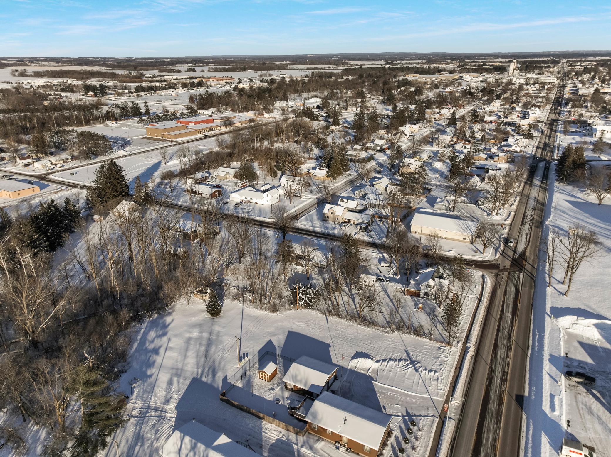 429 W Division Avenue, Barron, Wisconsin image 17