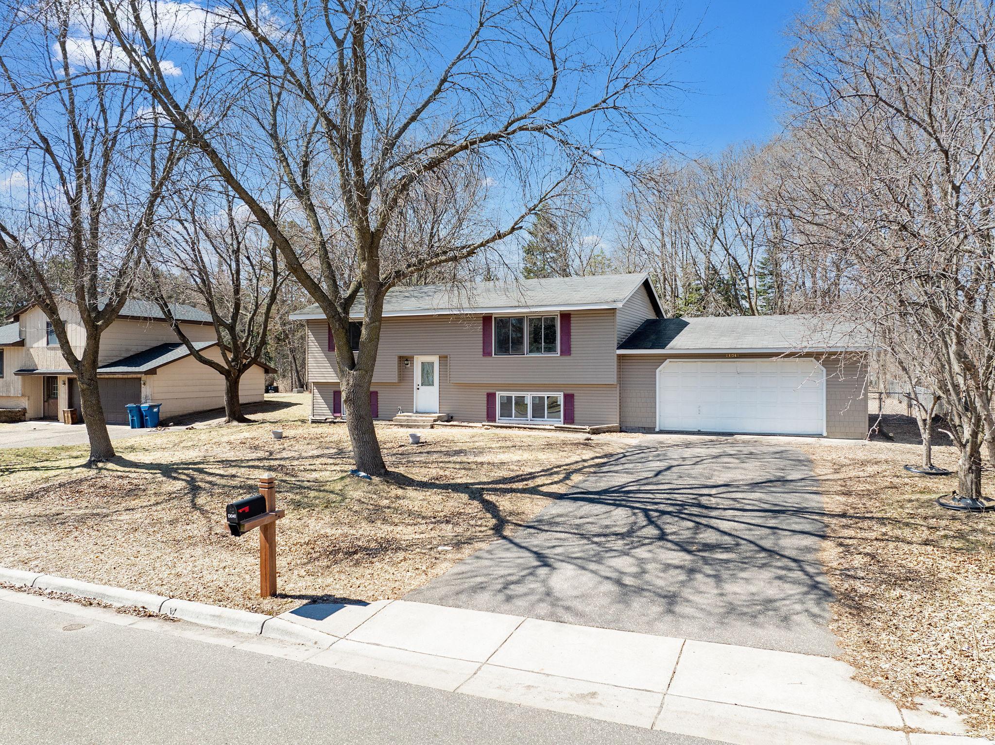 13041 Saratoga Lane, Champlin, Minnesota image 40