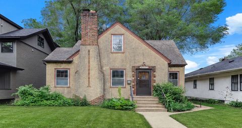Homes For Sale - 75 Cleveland Avenue<br/> Saint Paul, MN 55105