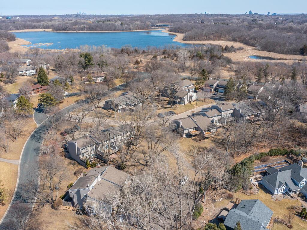9104 Neill Lake Road, Eden Prairie, Minnesota image 43