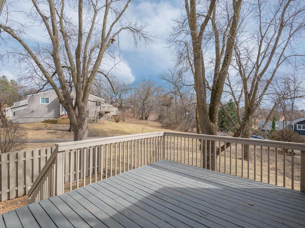 9104 Neill Lake Road, Eden Prairie, Minnesota image 15