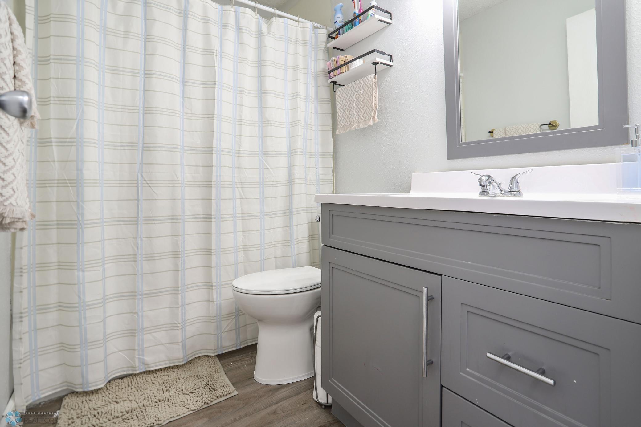 427 Birch Lane, Moorhead, Minnesota image 12