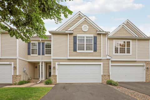 Townhouse For Sale - 2186 Woodcrest Drive<br/> Washington County, Saint Paul, MN 55129