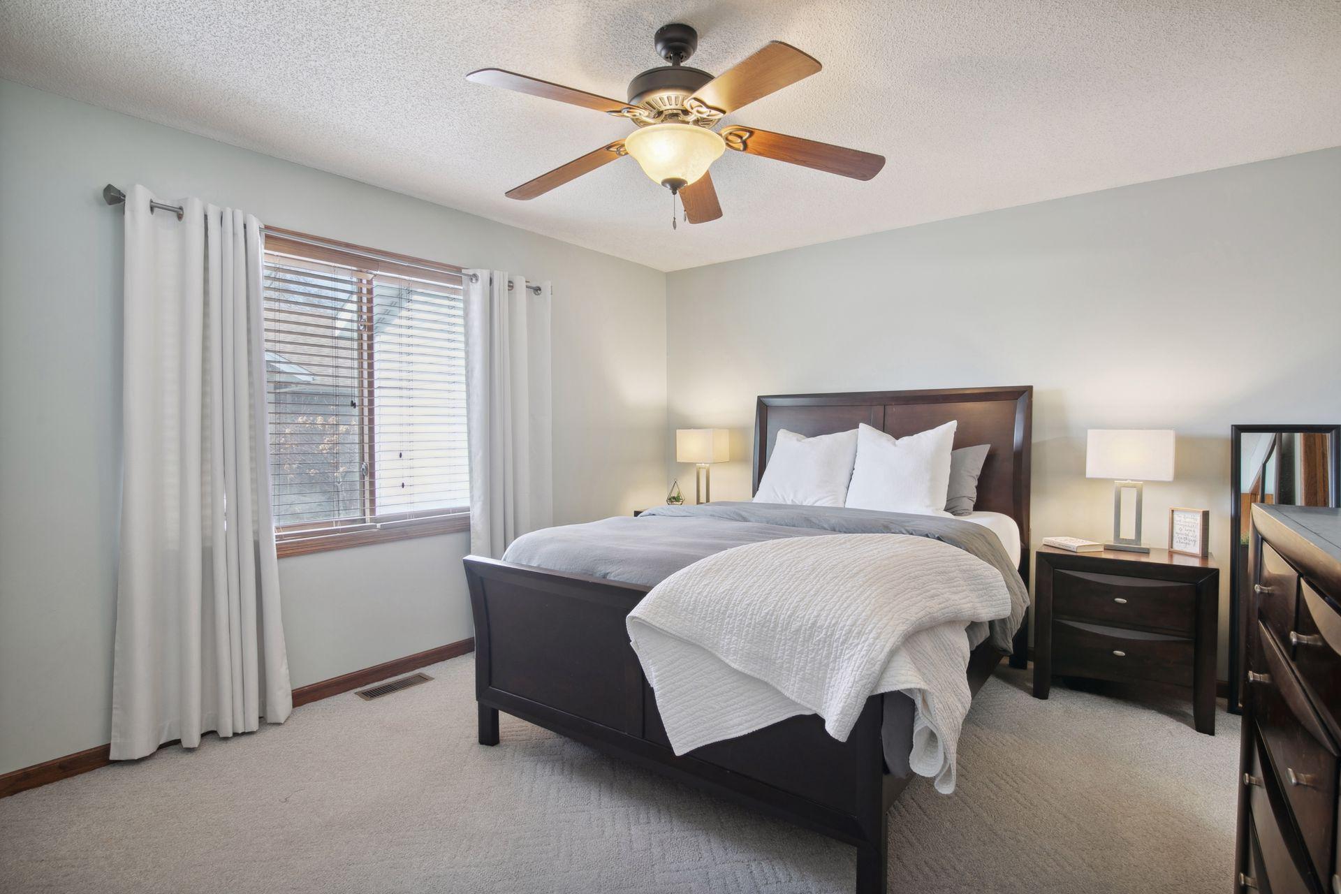13611 Parkwood Drive, Burnsville, Minnesota image 16