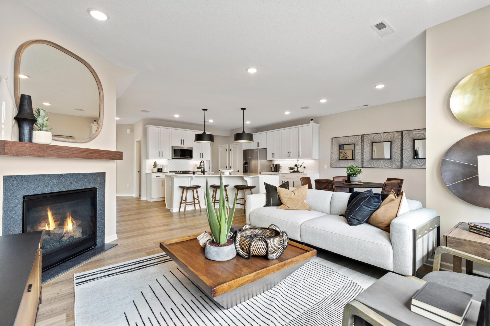 4806 Airlake Drive, Woodbury, Minnesota image 12