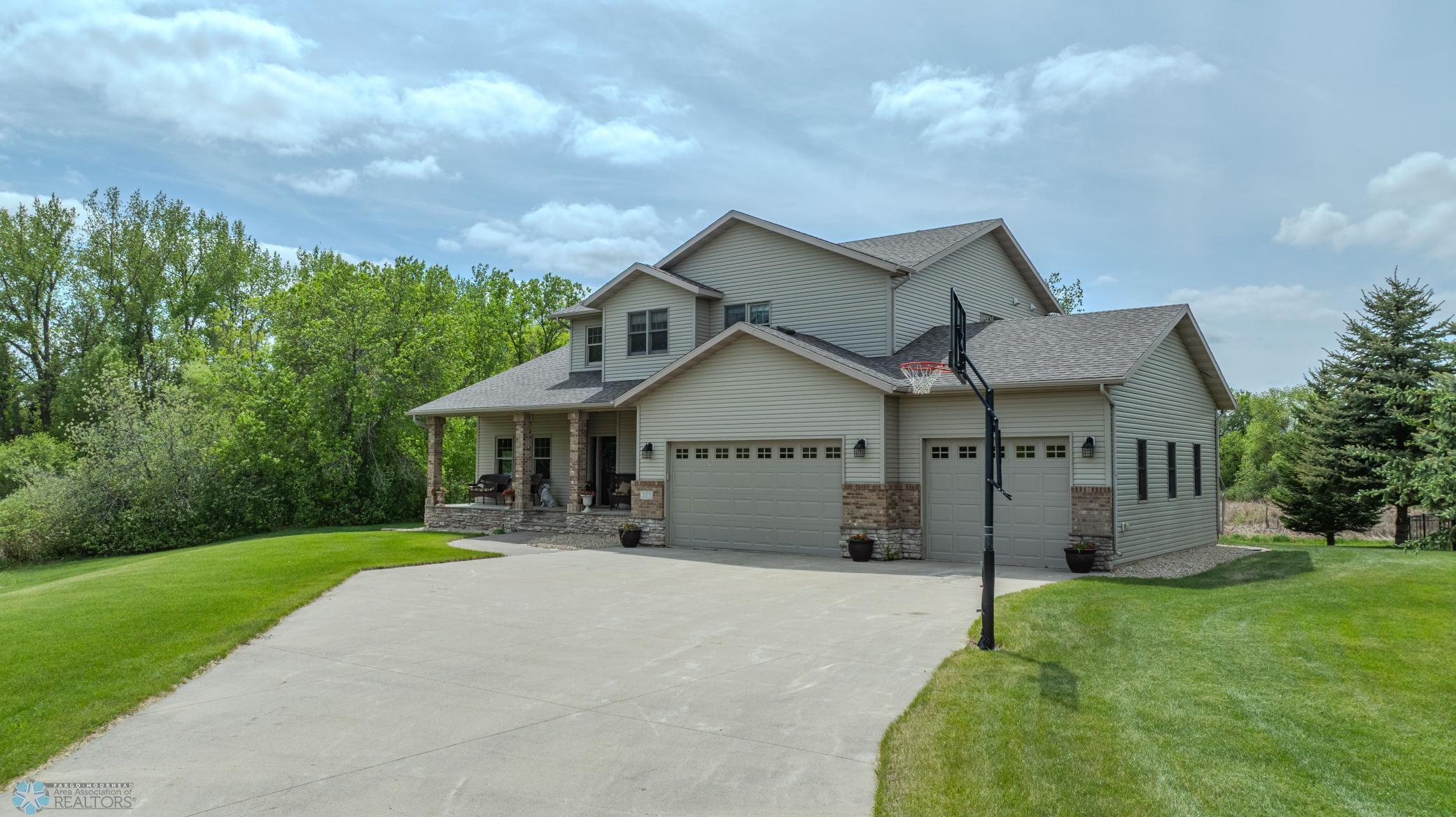 2103 Westgate Drive, Hawley, Minnesota image 2