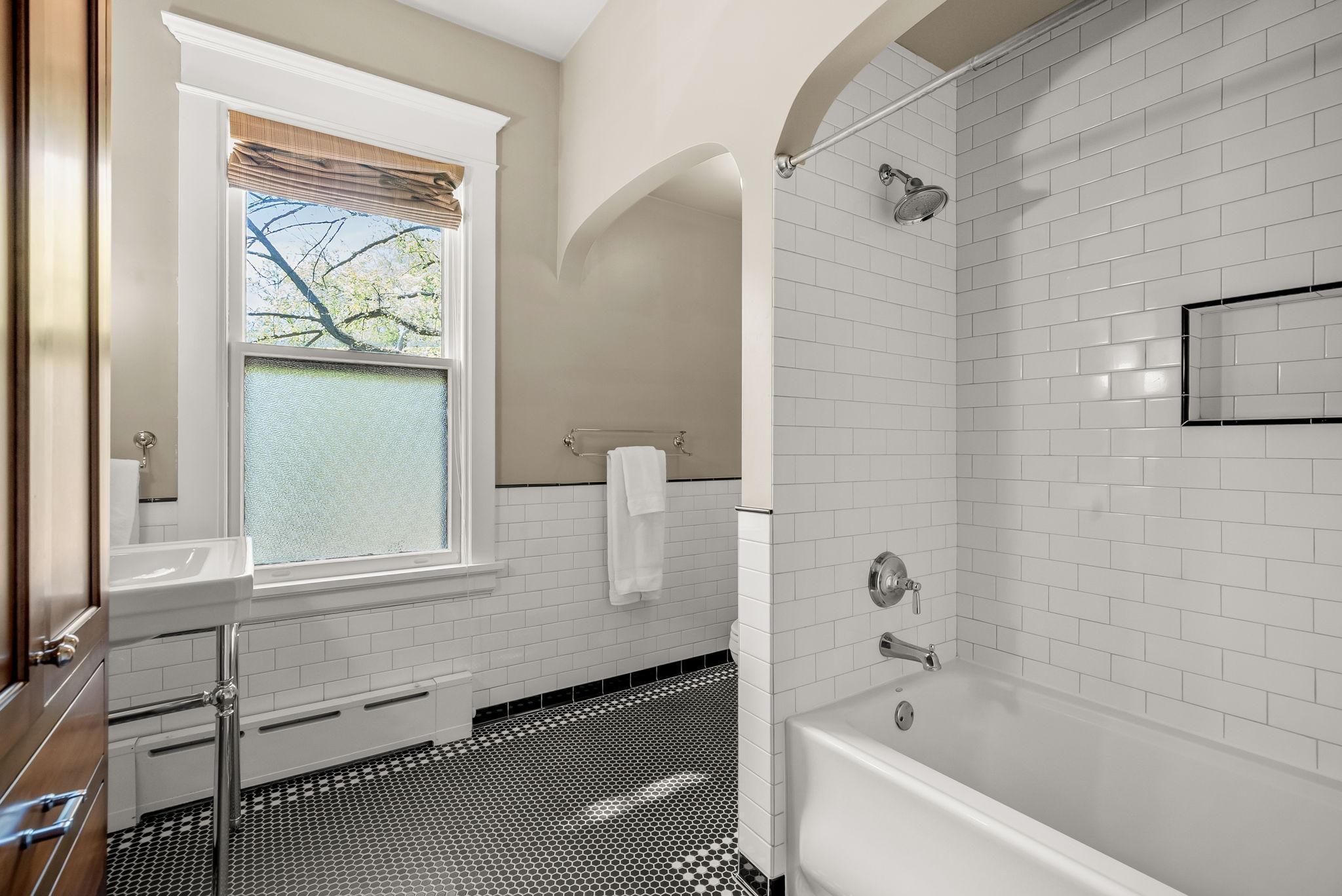 420 Ohio Street, Saint Paul, Minnesota image 30