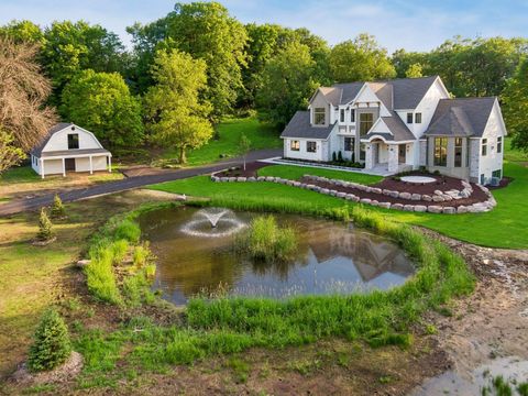 Homes For Sale - 285 North Shore Dr<br/> Hennepin County, Mound, MN 55364