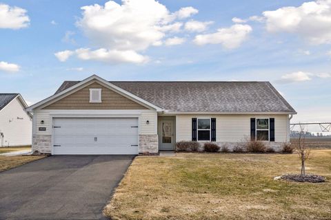 Homes For Sale - 19235 Engle Wood Drive<br/> Big Lake, MN 55309