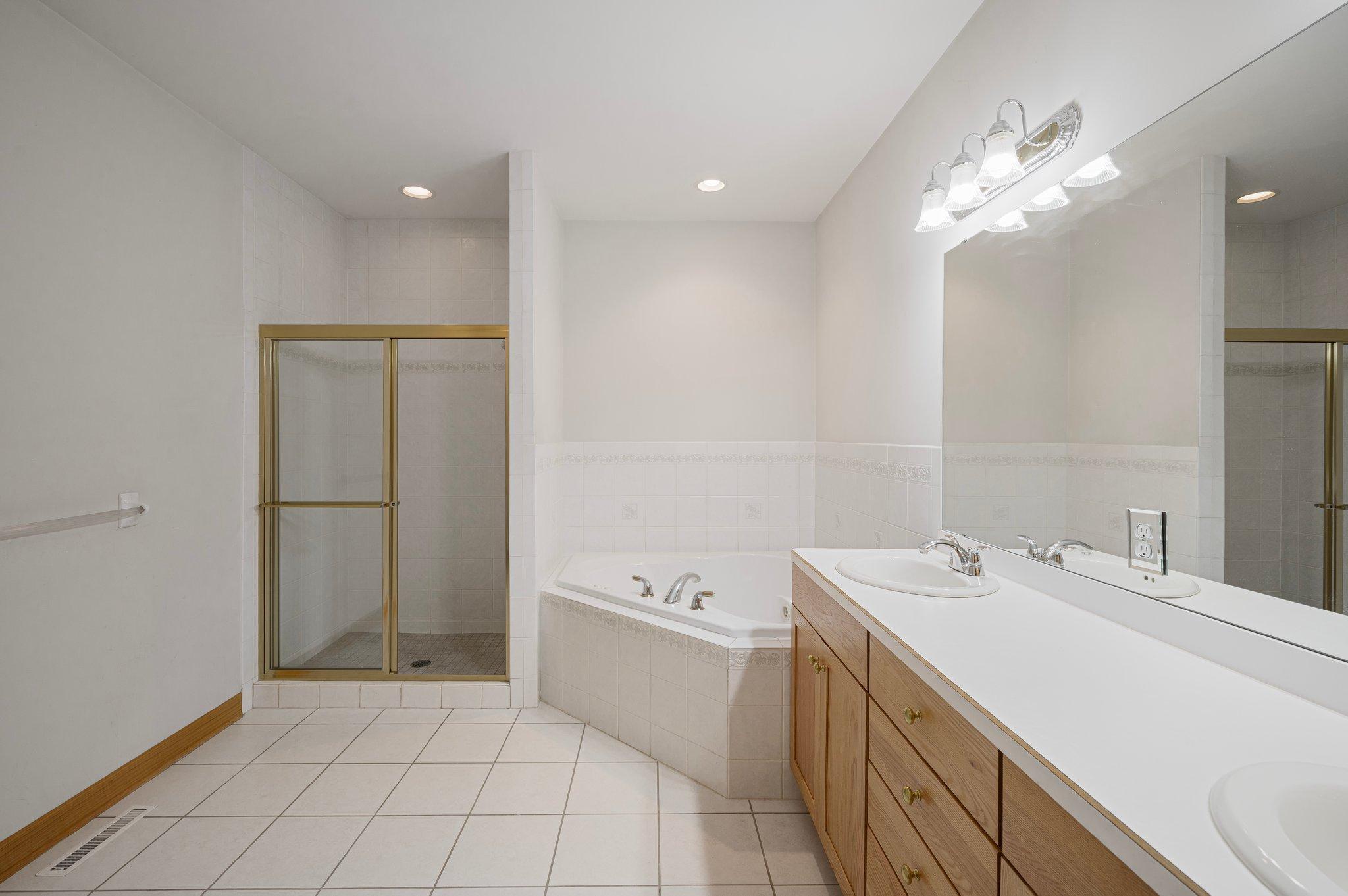 4560 Lake Court, Saint Paul, Minnesota image 9