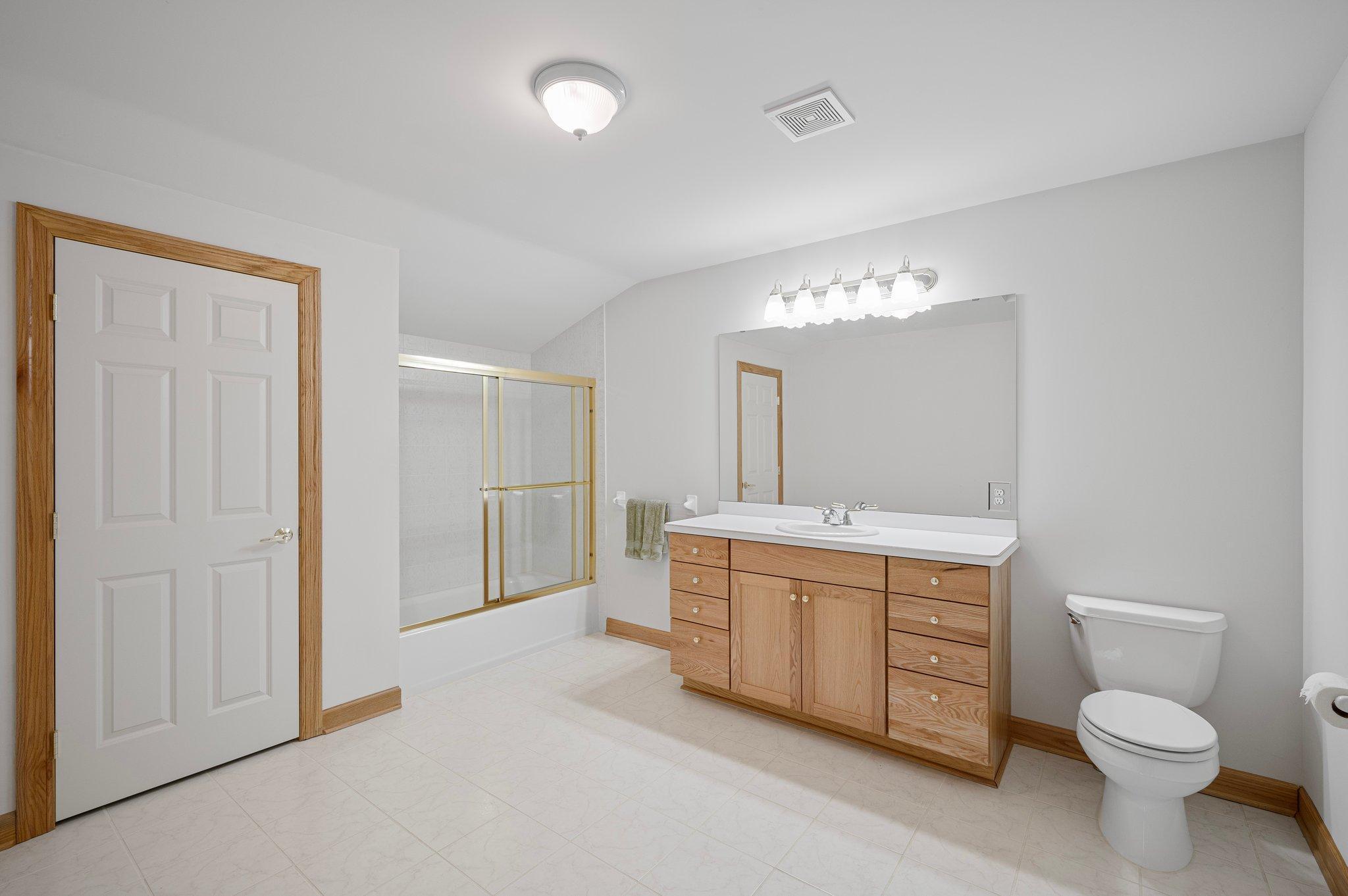 4560 Lake Court, Saint Paul, Minnesota image 14