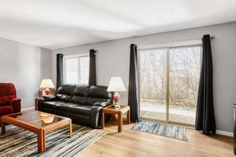 Townhouse For Sale - 10684 Hummingbird Street<br/> Anoka County, Minneapolis, MN 55433
